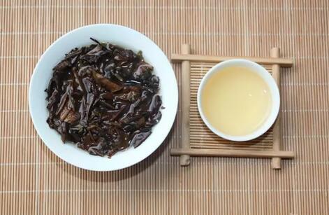 喝白茶