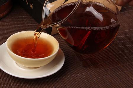 喝黑茶