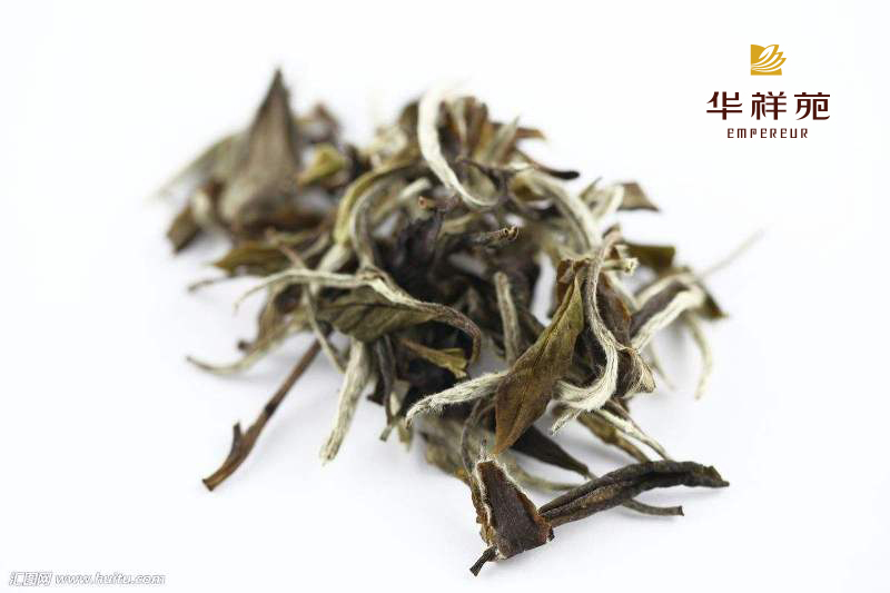 白茶与绿茶的区别
