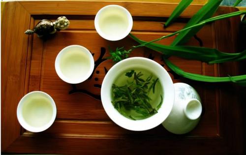 西湖龙井茶的特点.jpg