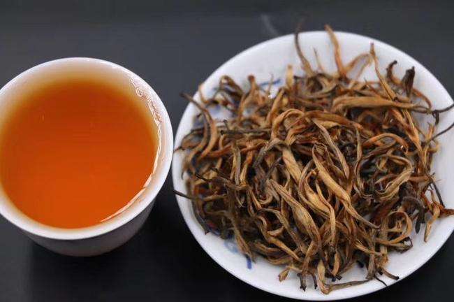 滇红茶