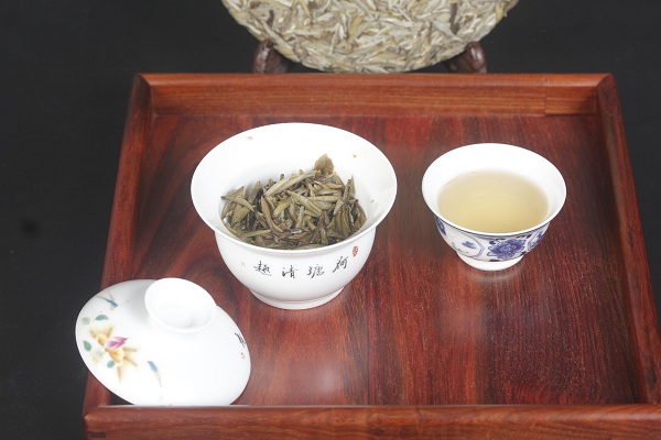 白毫银针多少钱一斤