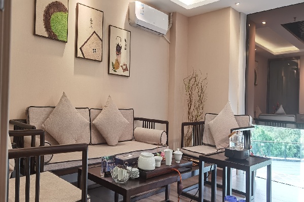 8,包厢照.jpg 8,包厢照.jpg